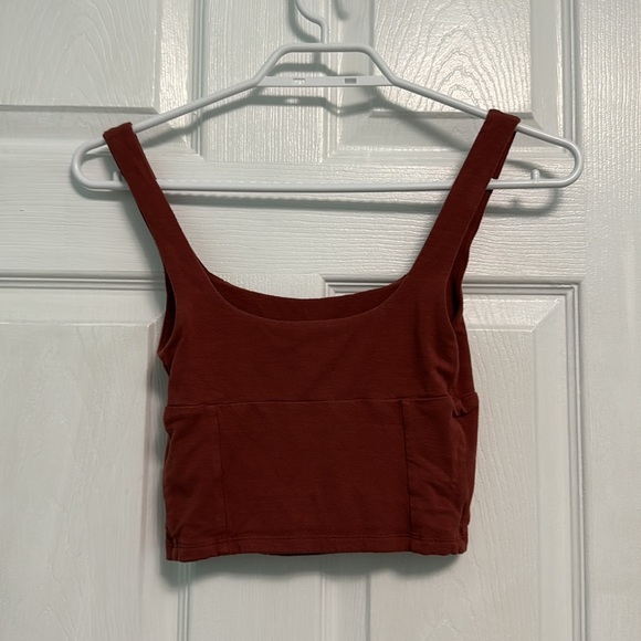 Aritzia Wilfred Free Tank Top in Rust - Picture 2 of 3